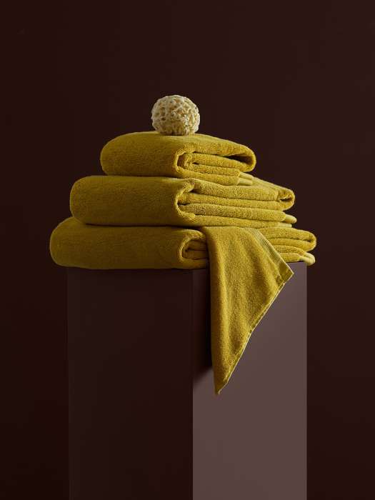 Полотенце банное цвета охры из коллекции essential, 90х150 см Tkano TK26-BT0002