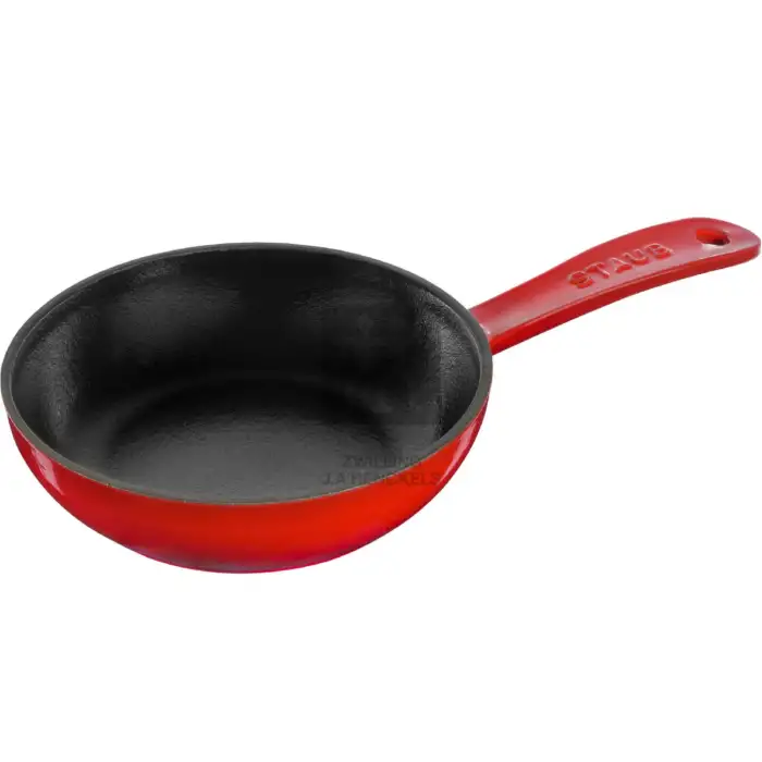 Сковорода круглая, 16 см, с чугунной ручкой, красная STAUB 1221606