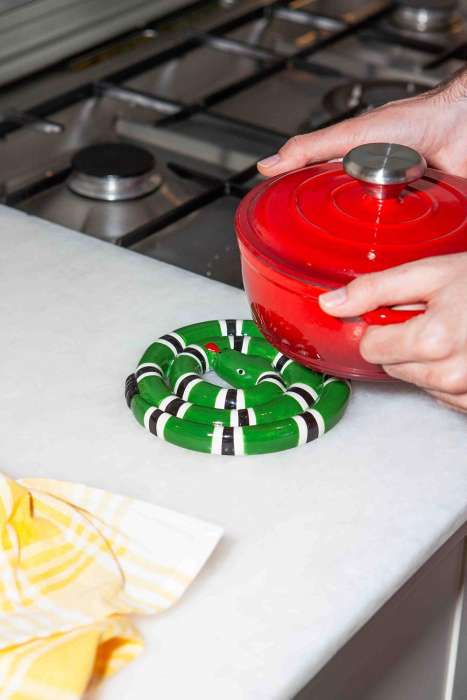 Подставка под горячее snake, зеленая DOIY DYTRVSNGR