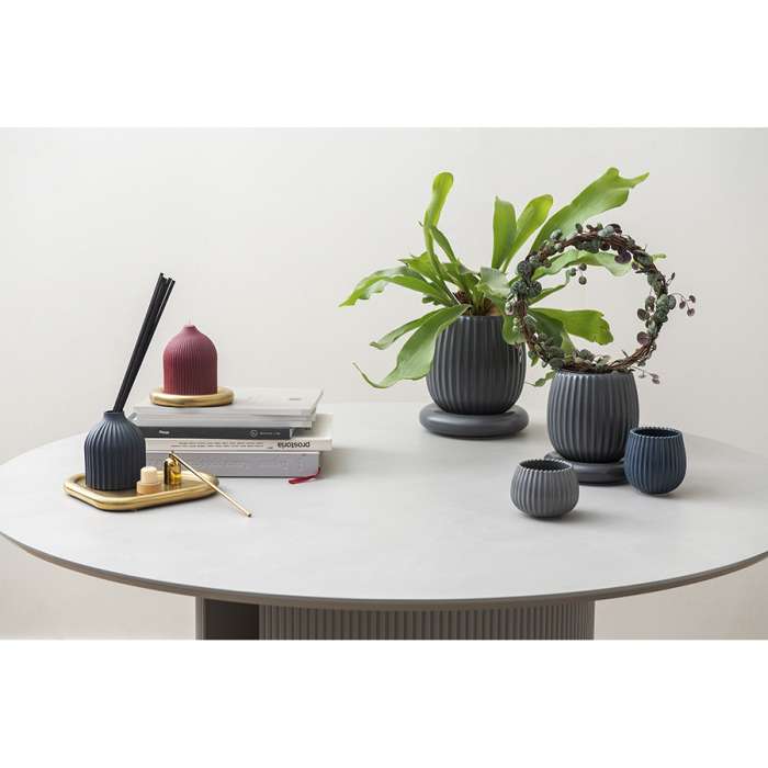 Подсвечник треугольный с титановым покрытием из коллекции Edge, 21х17 см TKANO TK22-DEC-CNH0002