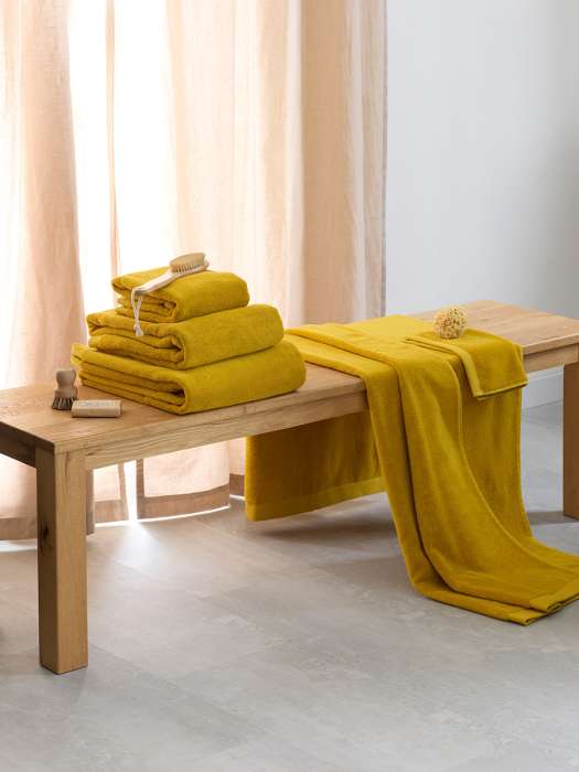 Полотенце для рук цвета охры из коллекции essential, 50х90 см Tkano TK26-HT0001