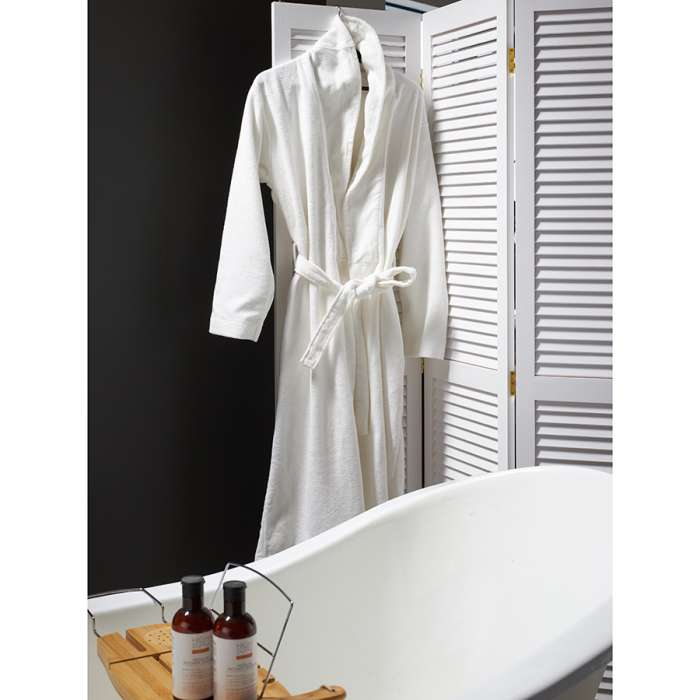 Халат махровый из чесаного хлопка белого цвета из коллекции essential, размер xl Tkano TK23-BR0012