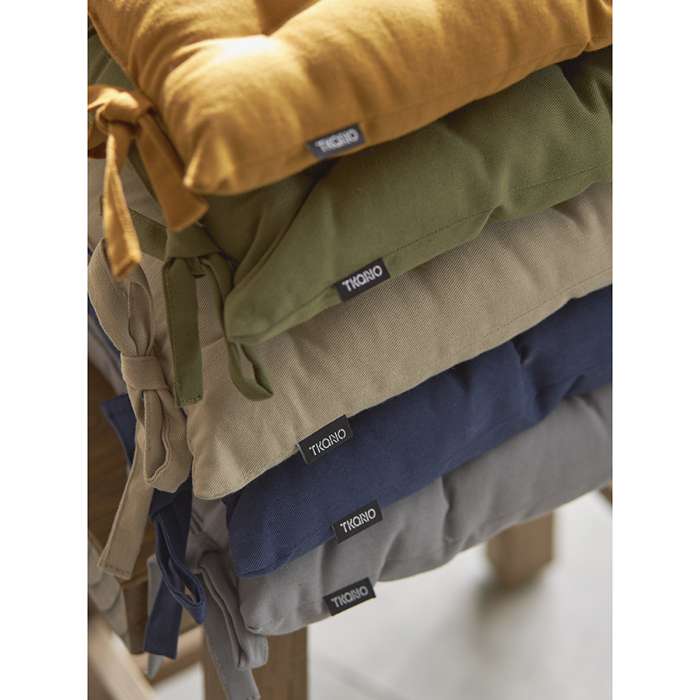 Подушка на стул из хлопка серого цвета из коллекции essential, 40х40 см Tkano TK24-CP0002