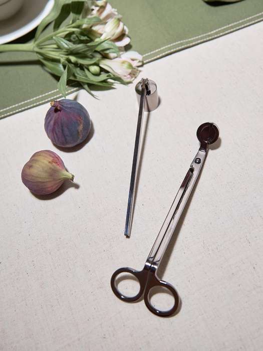 Набор аксессуаров для свечей графитового цвета из коллекции essential Tkano TK22-DEC-CNA0002