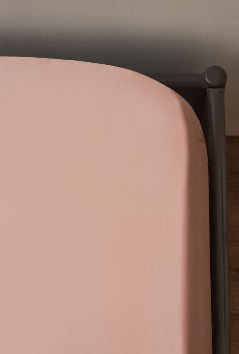 Простыня на резинке из премиального сатина цвета пыльной розы из коллекции essential, 180х200х30 см Tkano TK24-FS0048