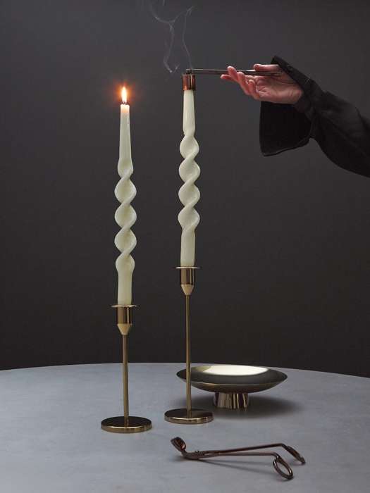 Набор аксессуаров для свечей дымчато-коричневого цвета из коллекции essential Tkano TK22-DEC-CNA0001