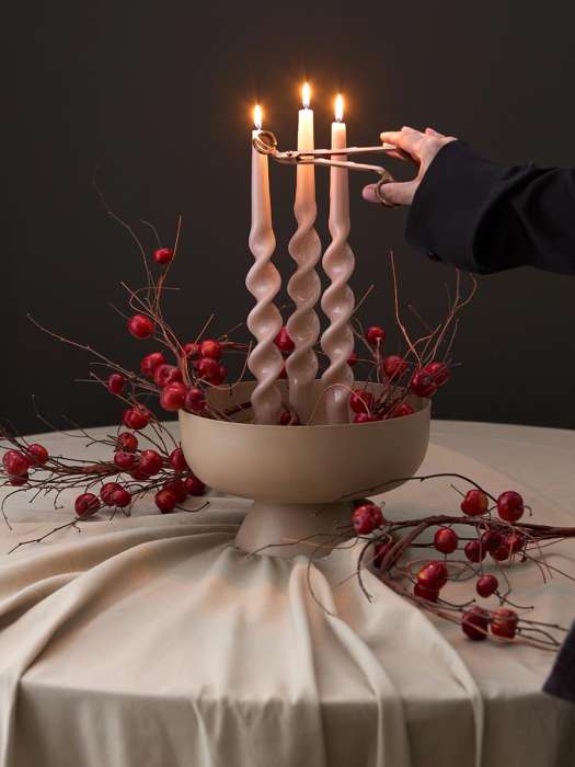 Набор аксессуаров для свечей дымчато-коричневого цвета из коллекции essential Tkano TK22-DEC-CNA0001