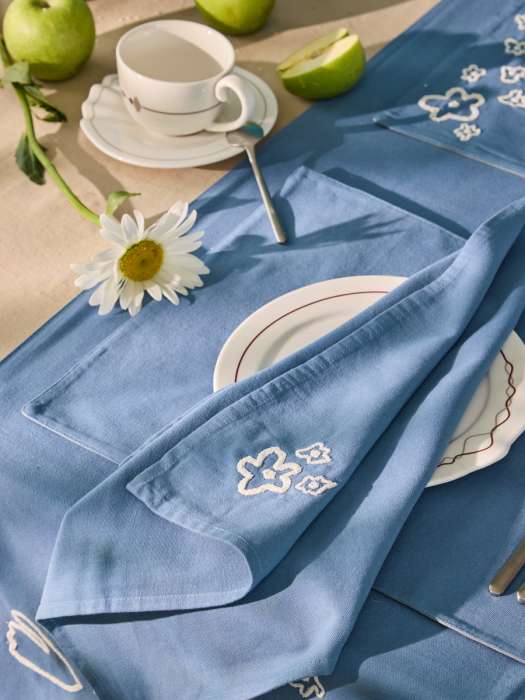 Салфетка сервировочная Незабудки из коллекции ethnic, 45х45 см Tkano TK26-NA0001