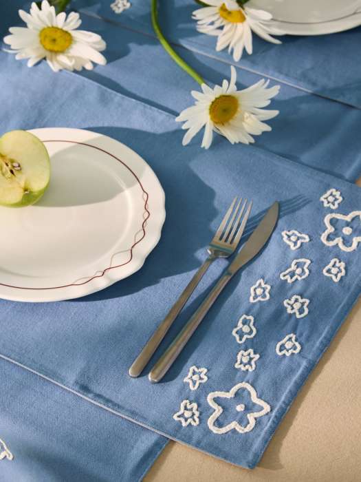 Салфетка под приборы Незабудки из коллекции ethnic, 33х48 см Tkano TK26-PM0002