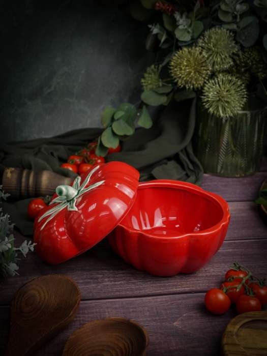 Емкость с крышкой 17,6 см, Tomato CASA DI FORTUNA CDF TM01