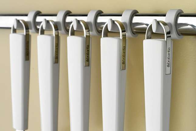 Открывалка для консервов с металлической ручкой Essential 