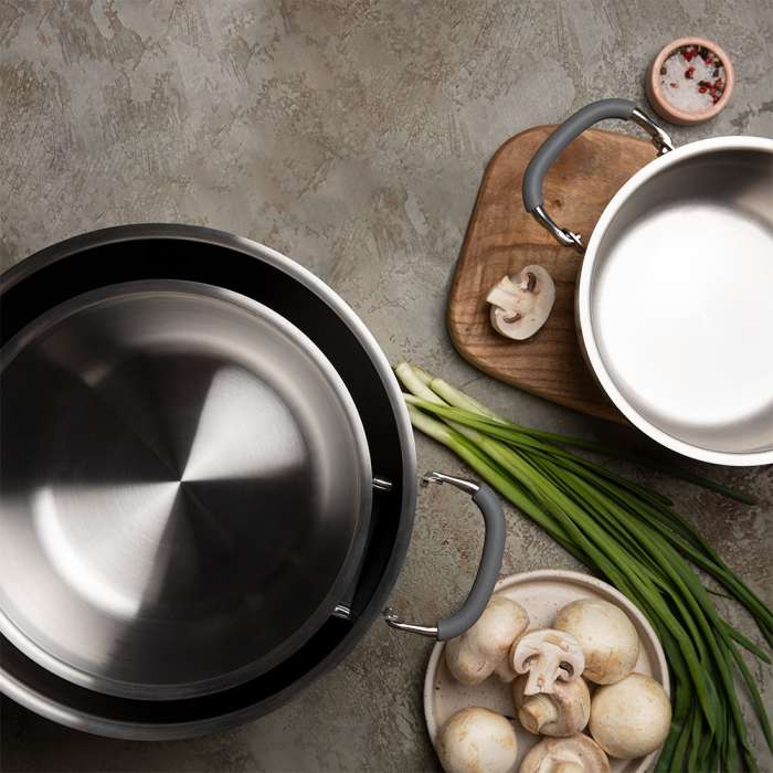 Набор кастрюль с металлическими крышками, 6 пр. MLADA NADOBA 727718