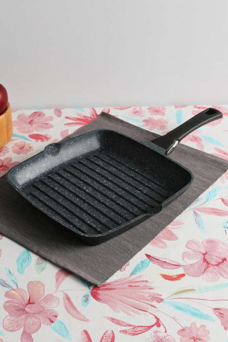 Сковорода-гриль с антипригарным покрытием и съемной ручкой, 28х28 см, PAVLA NADOBA 729020