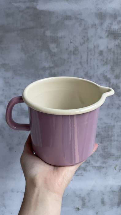 Кружка цилиндрическая с носиком 1 л пастель розовый PASTELL RIESS 0040-006