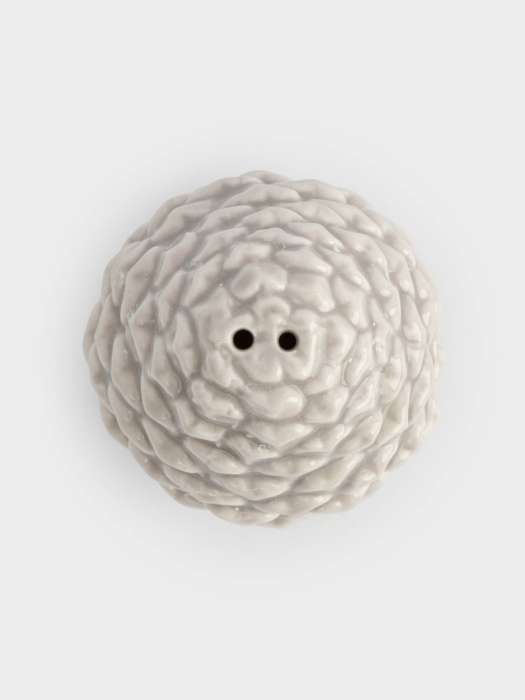 Емкость для соли или перца, 7 см, фарфор P, бежево-молочная, Шишка, Pinecone ANNA LAFARG ANLAF-XIA-220125-11