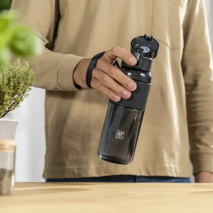 Бутылка для воды, черная, тритан, ZWILLING Bottles, 680 мл 1024176