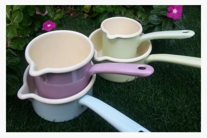 Ковш высокий с носиком 0,75 л пастель зеленый PASTELL RIESS 0284-006