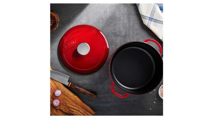 Кастрюля с крышкой низкая L'amour d28 см, 4,2 л, чугун, красная VOEUX VOX-8683642549087