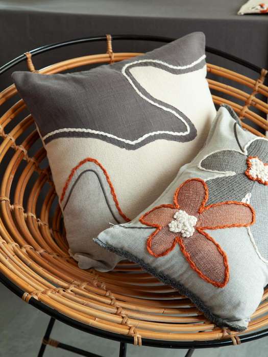 Чехол на подушку flowing stone из коллекции ethnic, 45х45 см Tkano TK25-CC0007