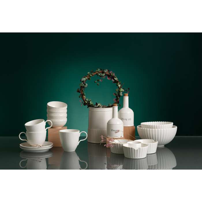 Бутылка для масла белого цвета из коллекции Kitchen Spirit, 250 мл TKANO TK22-TW_BTL0001