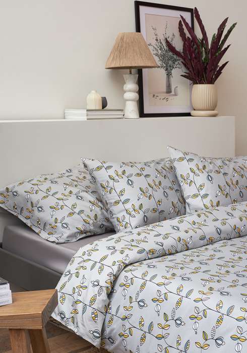 Комплект постельного белья "Ягоды тайги" из премиального сатина из коллекции russian north, 150х200 см Tkano TK24-DC0037