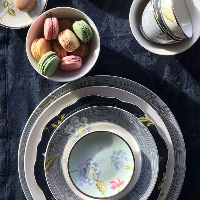 Тарелка 26 см Midnight Pinstripe LAURA ASHLEY 180457