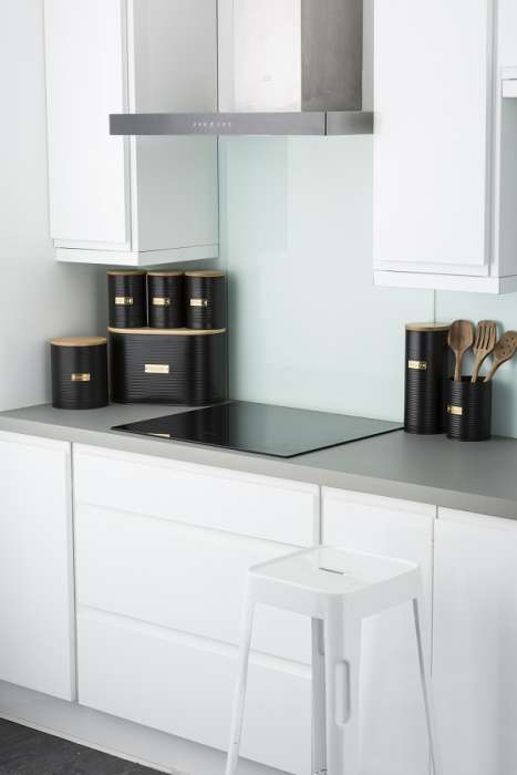 Емкость для хранения сахара Otto черная 1,4л TYPHOON 1401.150V