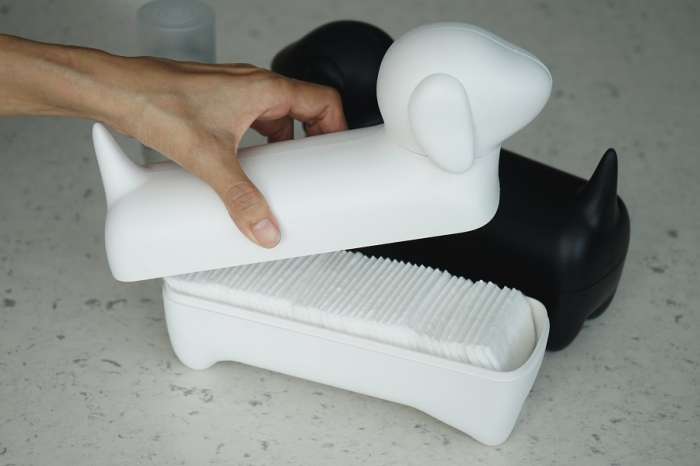 Коробка для мелочей dacholder, черная QUALY QL10291-BK