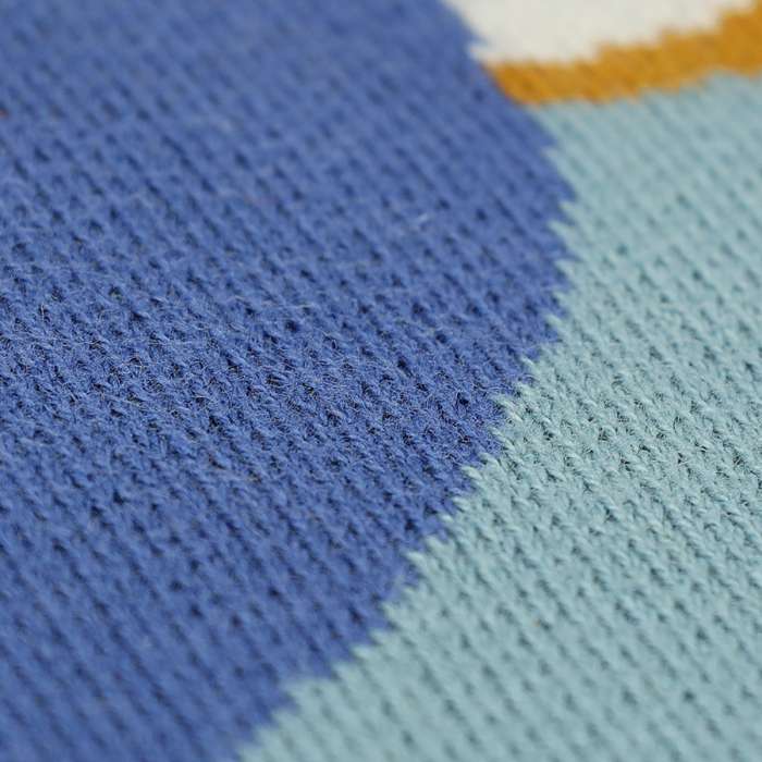 Плед из хлопка с авторским принтом синего цвета из коллекции freak fruit, 130х180 см Tkano TK23-TH0008