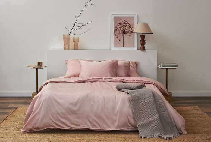 Комплект постельного белья из премиального сатина цвета пыльной розы из коллекции essential, 150х200 см Tkano TK24-DC0035