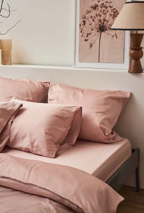 Комплект постельного белья из премиального сатина цвета пыльной розы из коллекции essential, 200х220 см Tkano TK24-DC0036