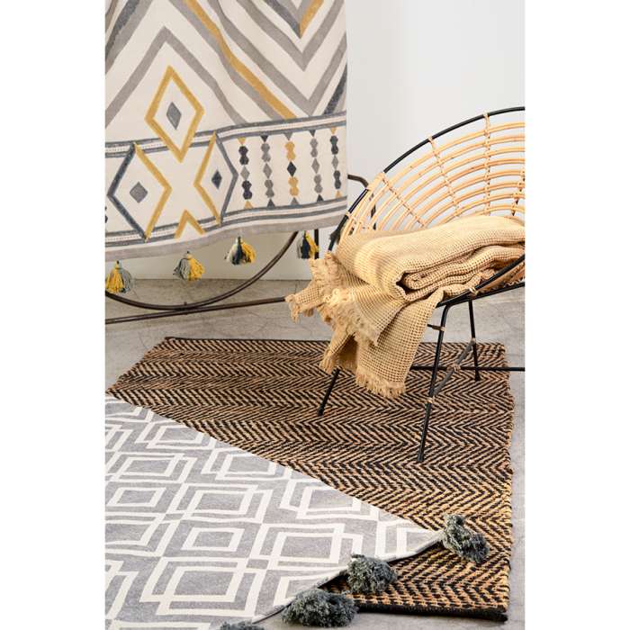 Ковер из хлопка с контрастным узором и кисточками из коллекции Ethnic, 200х300 см TKANO TK20-DR0021