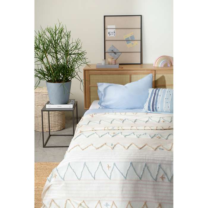 Покрывало из хлопка с бахромой голубого цвета из коллекции ethnic, 180х250 см Tkano TK21-BS0002