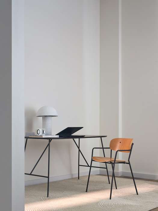 Стул с подлокотниками torfrid, светлый орех Bergenson Bjorn BB0001041