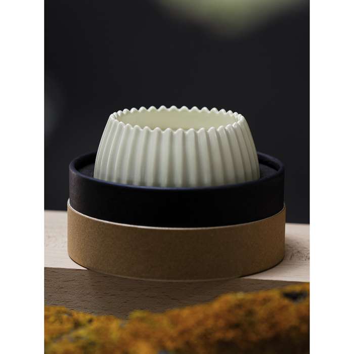 Свеча ароматическая Secret Santa из коллекции Edge, бежевый, 30 ч TKANO TK23-ARO0022