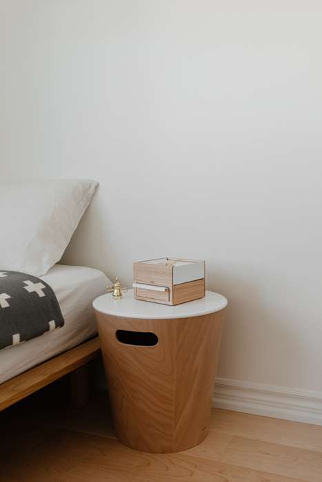 Шкатулка stowit mini, белая/дерево UMBRA 1005314-390