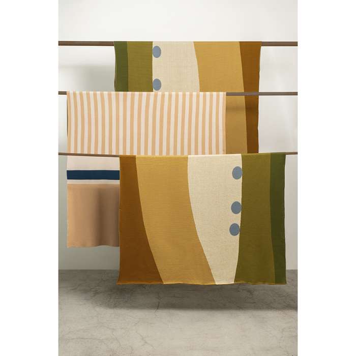 Плед из хлопка с рисунком Tulip garden из коллекции Terra, 130х180 см TKANO TK22-TH0001