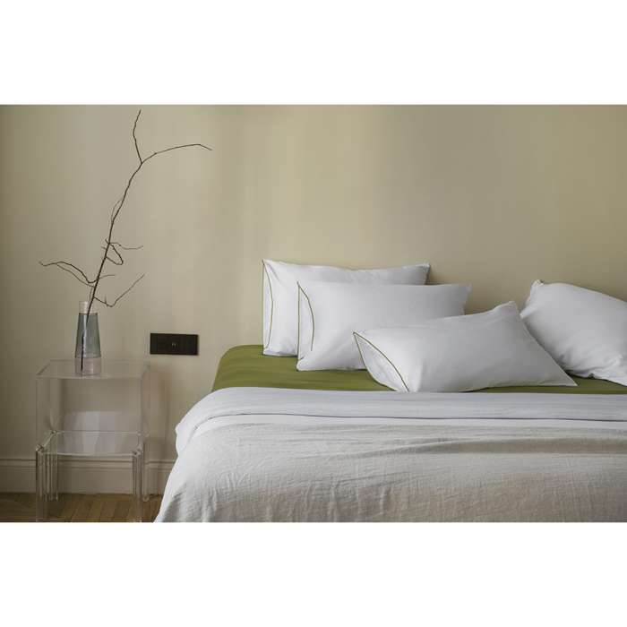 Простыня на резинке из сатина из коллекции meditation, olive, 160х200х30 см Tkano TK24-FS0037