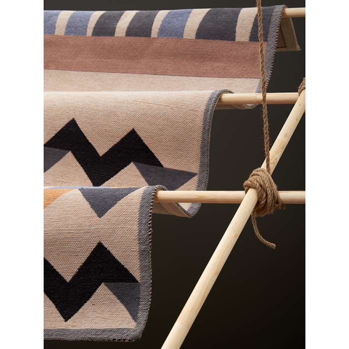 Ковер из хлопка по мотивам нанайских орнаментов из коллекции cultural heritage, 120х180 см Tkano TK24-DR0020