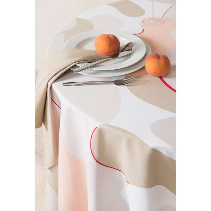 Скатерть из хлопка бежевого цвета с авторским принтом из коллекции freak fruit, 170х250 см Tkano TK20-TC0019