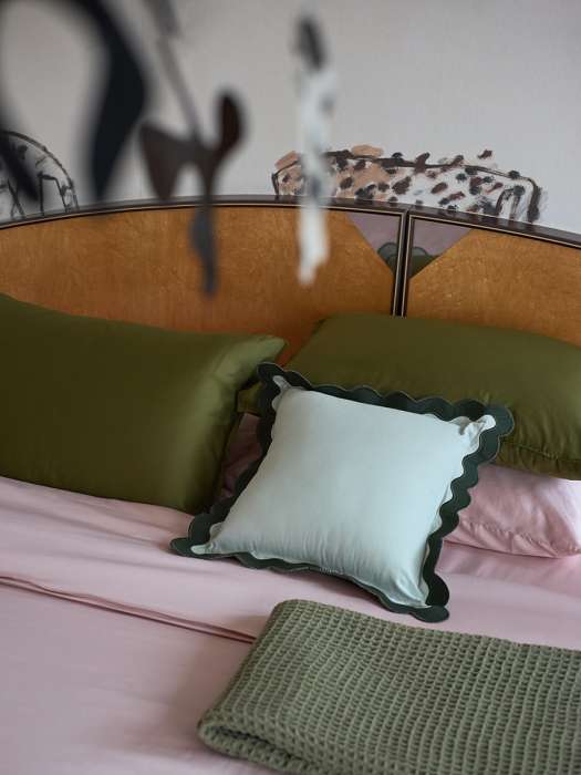 Чехол на подушку с контрастным кантом зеленого цвета из коллекции trendy ruffles, 40х40 см Tkano TK25-CC0003