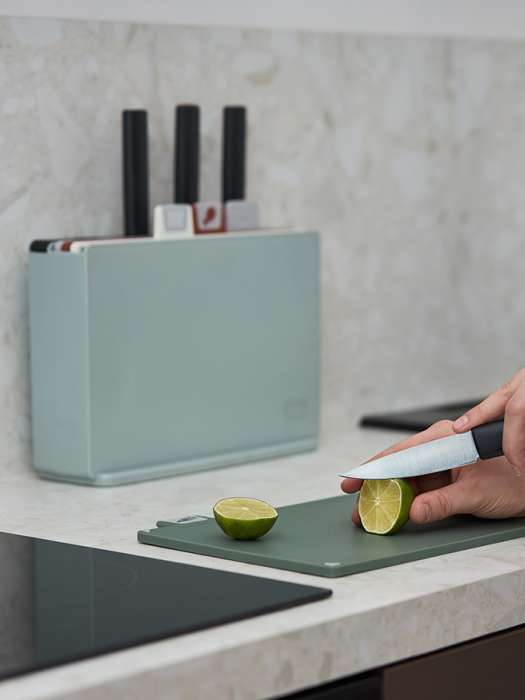 Набор из 4-х разделочных досок и 4-х ножей с держателем cut&store Smart Solutions SS0000267