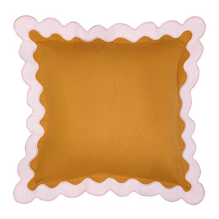 Чехол на подушку с контрастным кантом розового цвета из коллекции trendy ruffles, 40х40 см Tkano TK25-CC0002