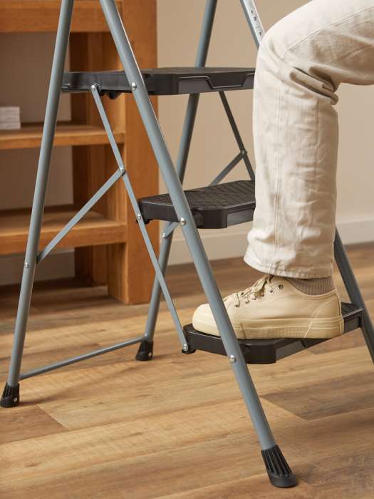 Стремянка stable, 3 ступени, 1 м, черная Smart Solutions SS0000354