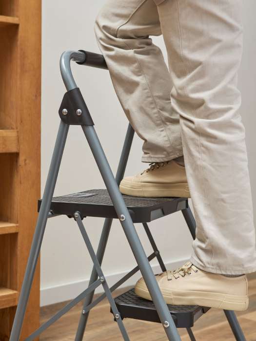 Стремянка stable, 3 ступени, 1 м, черная Smart Solutions SS0000354