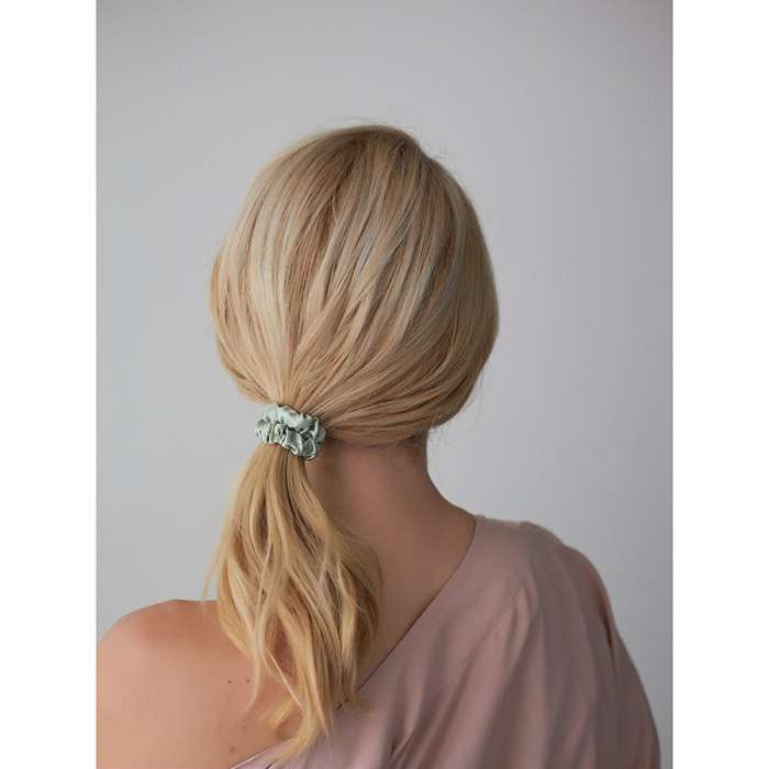 Набор из 4 шелковых резинок для волос мятного цвета из коллекции essential Tkano TK24-HTS0002