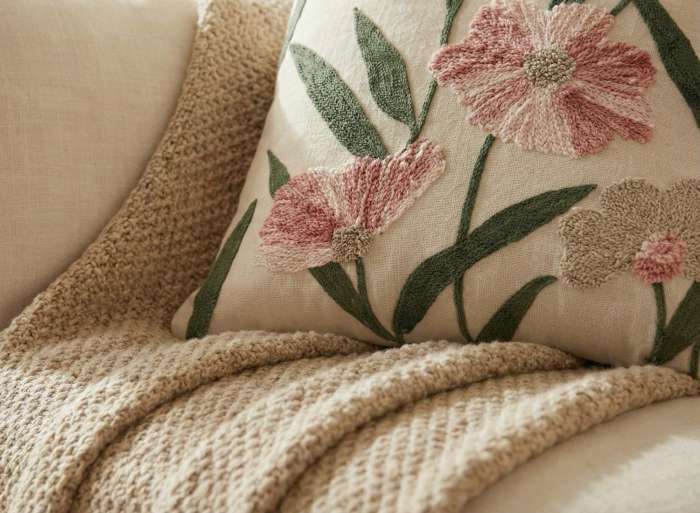 Подушка декоративная summer garden из коллекции ethnic, 45х45 см Tkano TK25-CU0028