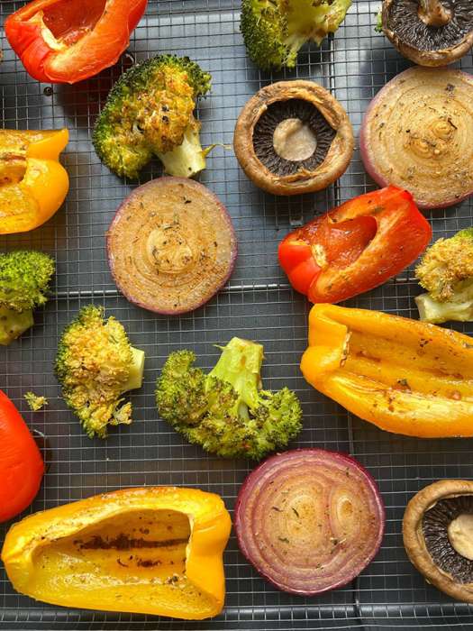 Противень для запекания с решеткой-гриль roast masters, 36х45 см, черный Liberty Jones LJ0000386