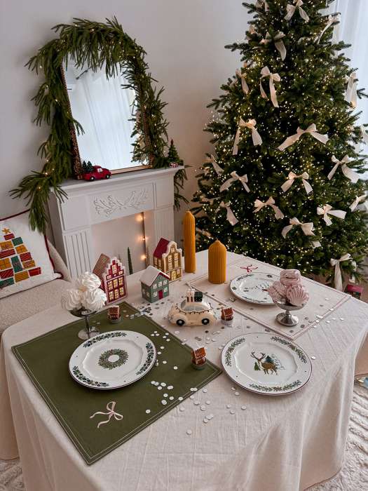 Салфетка сервировочная fancy bows оливкового цвета из коллекции essential, 45х45 см Tkano TK25-NA0005